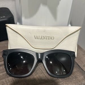 Women’s Valentino Sunglasses